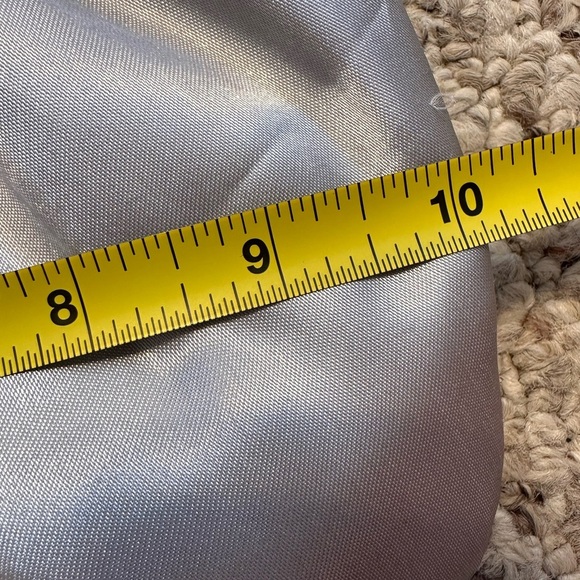 Small satin evening clutch bag with faux pearl handles. - Picture 5 of 6